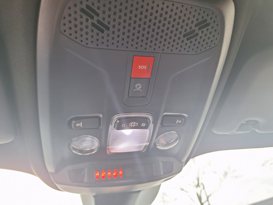 Peugeot 2008 — 37
