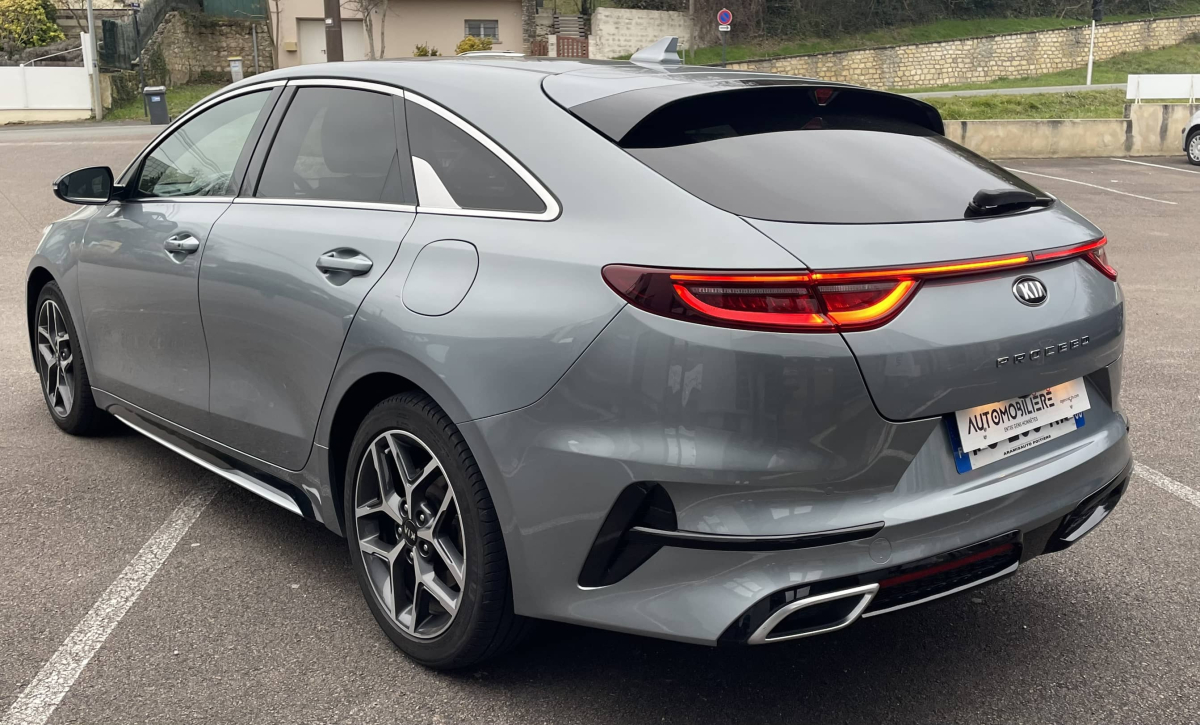 Kia ProCeed — 5