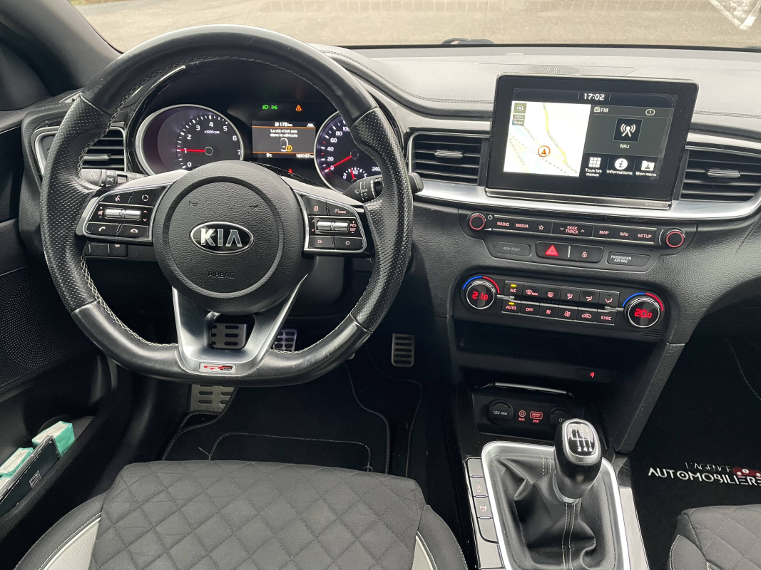 Kia ProCeed — 12