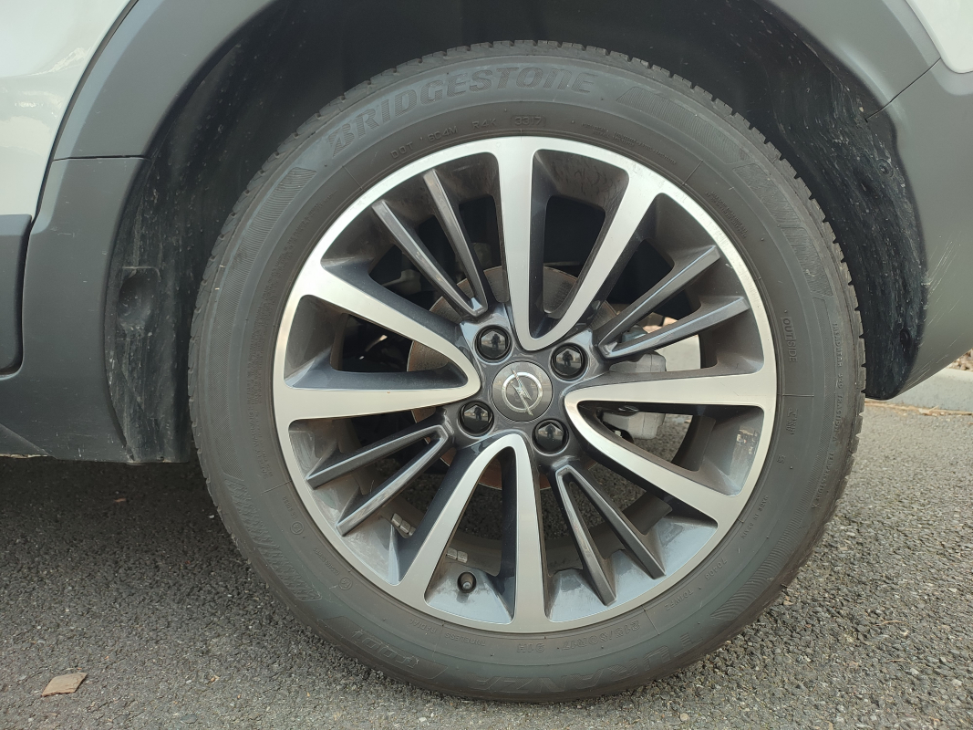 Opel Crossland x — 23