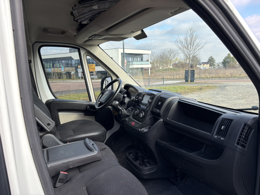 Peugeot Boxer — 15