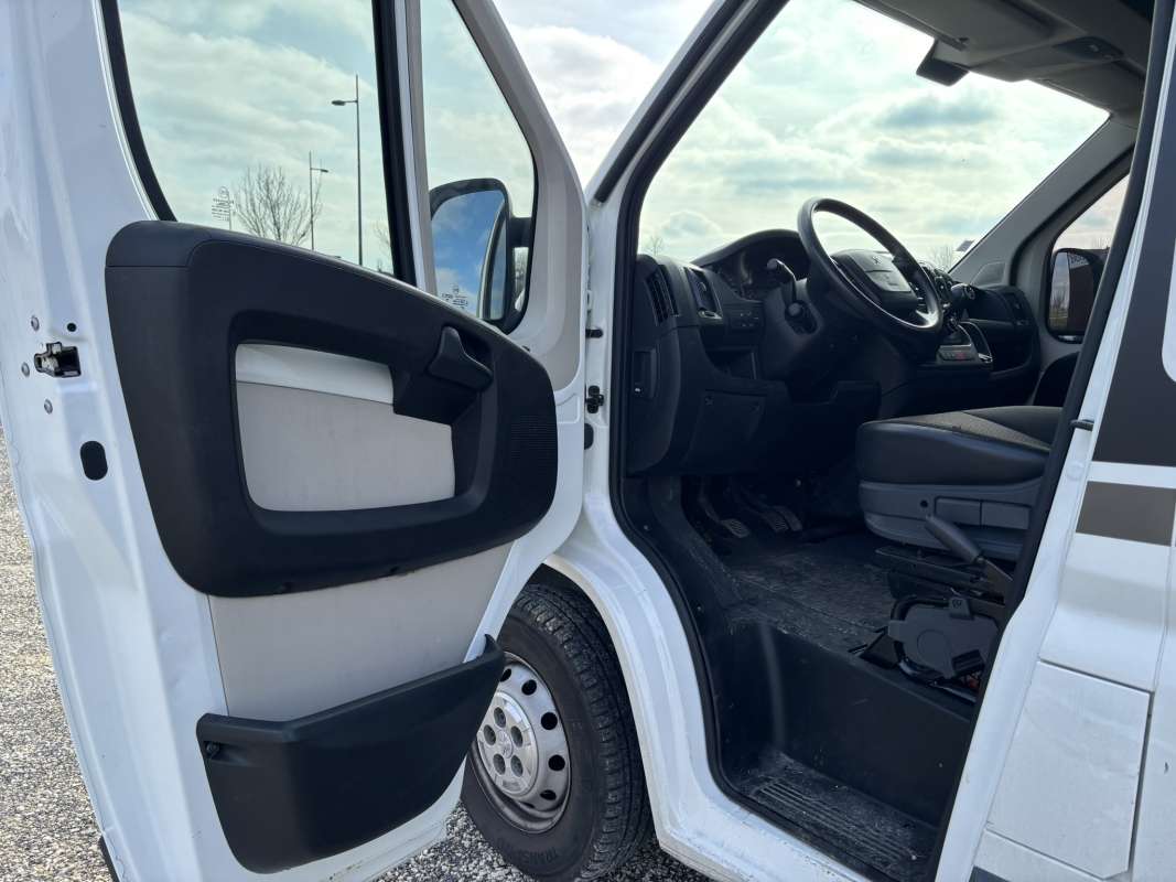 Peugeot Boxer — 14