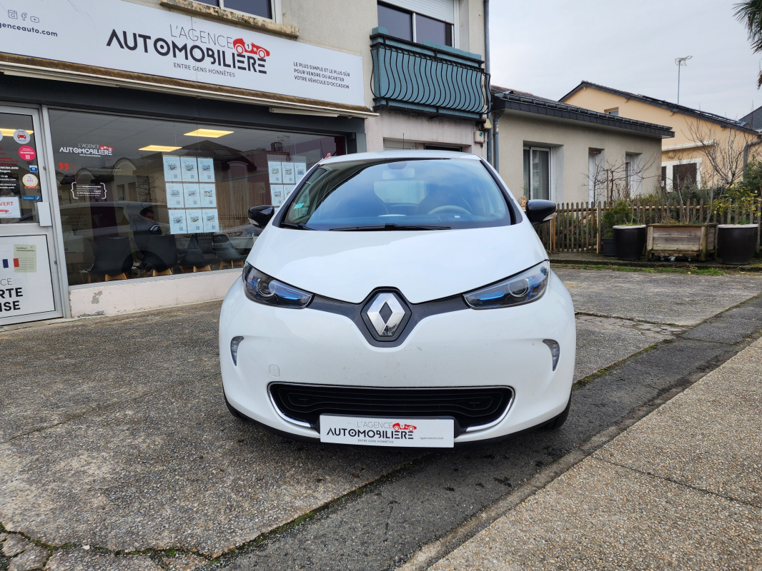 Renault Zoe — 2