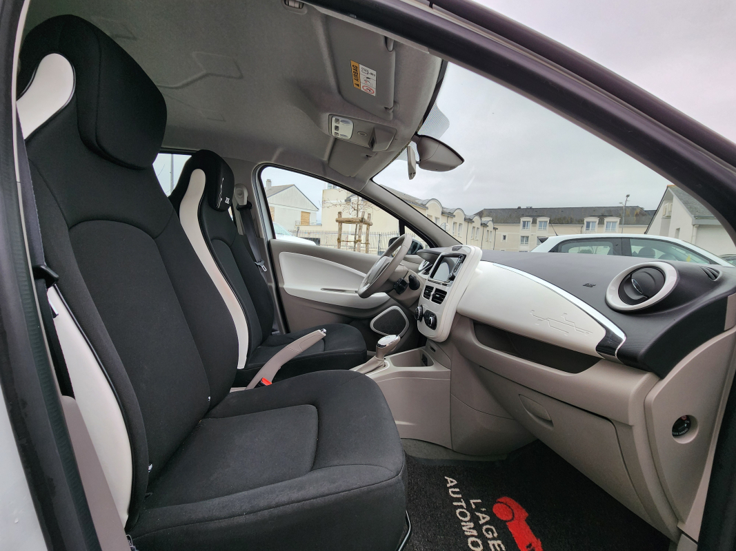 Renault Zoe — 11