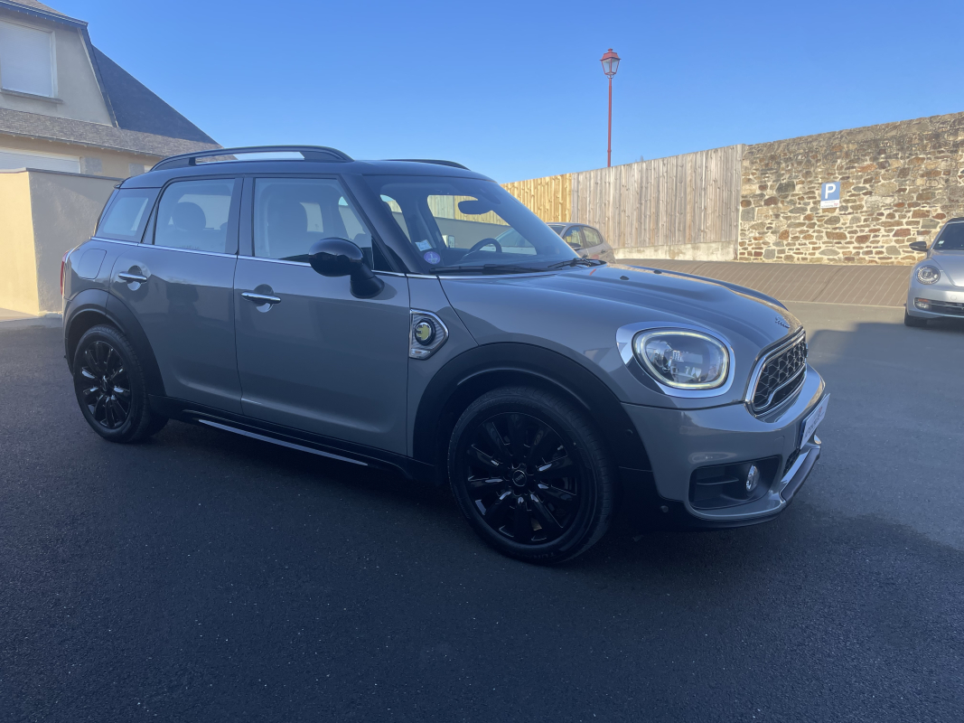 Mini Countryman — 10