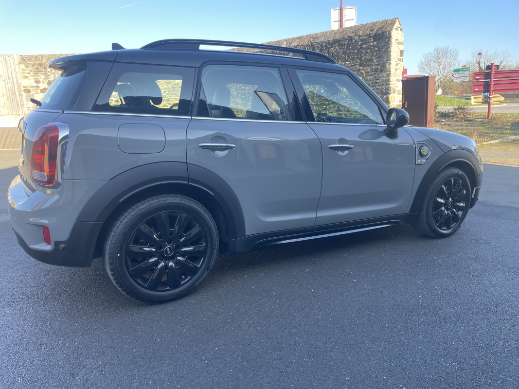 Mini Countryman — 9