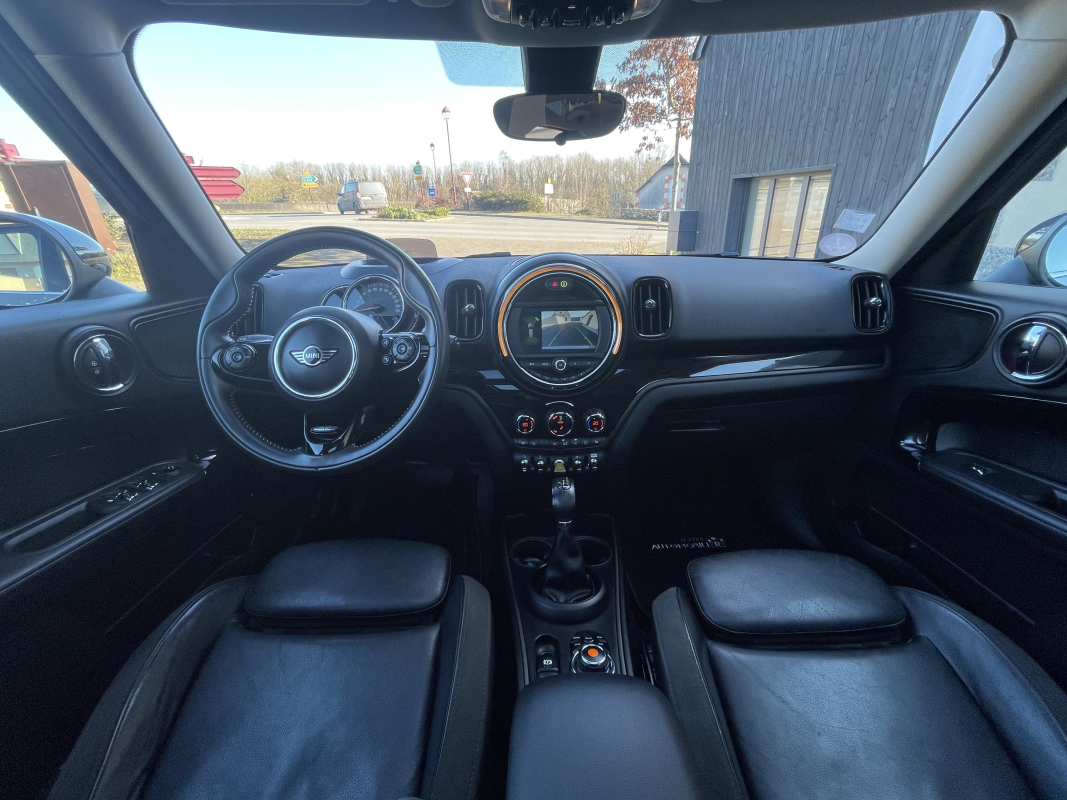 Mini Countryman — 12