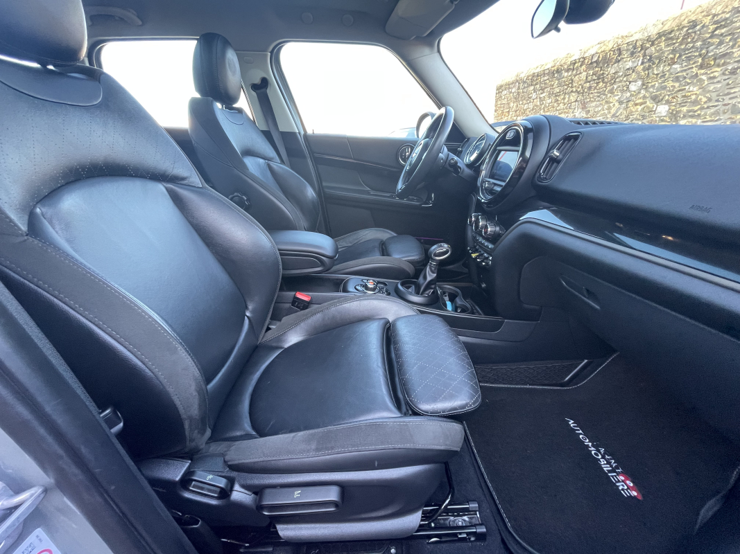 Mini Countryman — 14