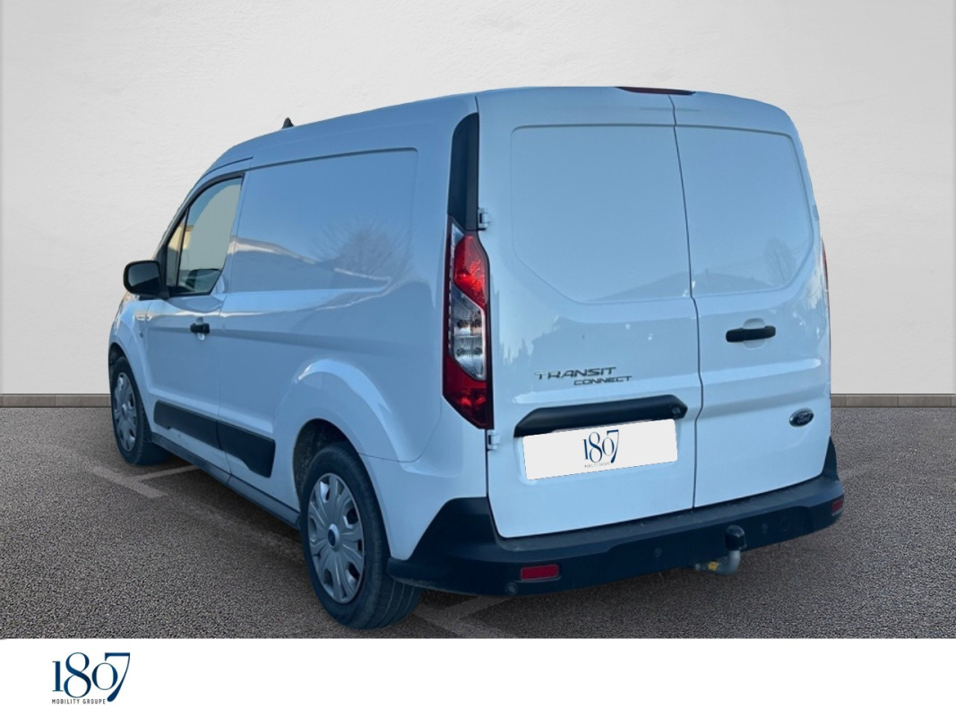 Ford Transit Connect — 3