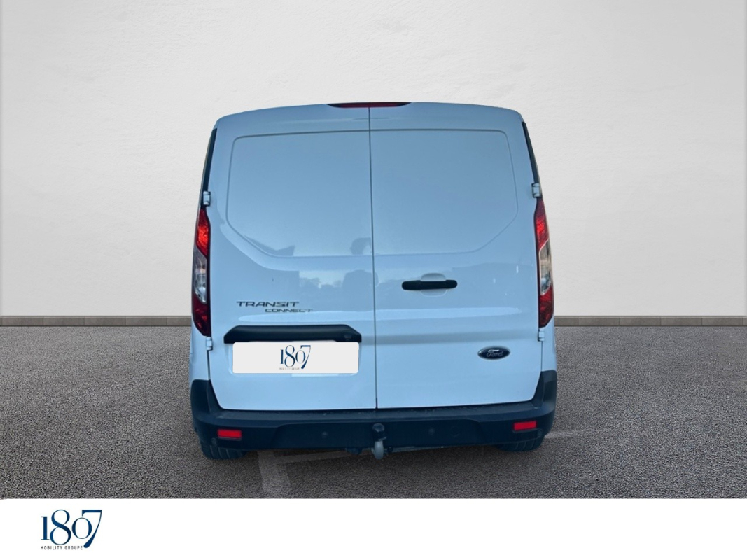 Ford Transit Connect — 4