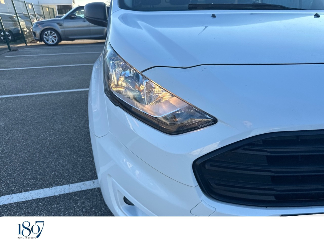 Ford Transit Connect — 14