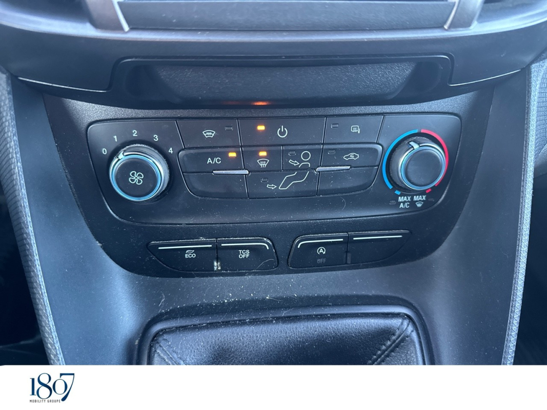 Ford Transit Connect — 17