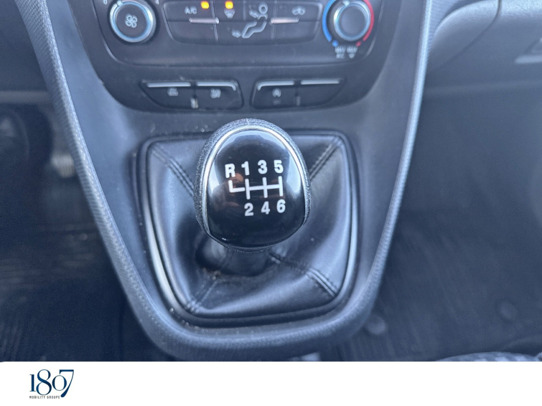 Ford Transit Connect — 18