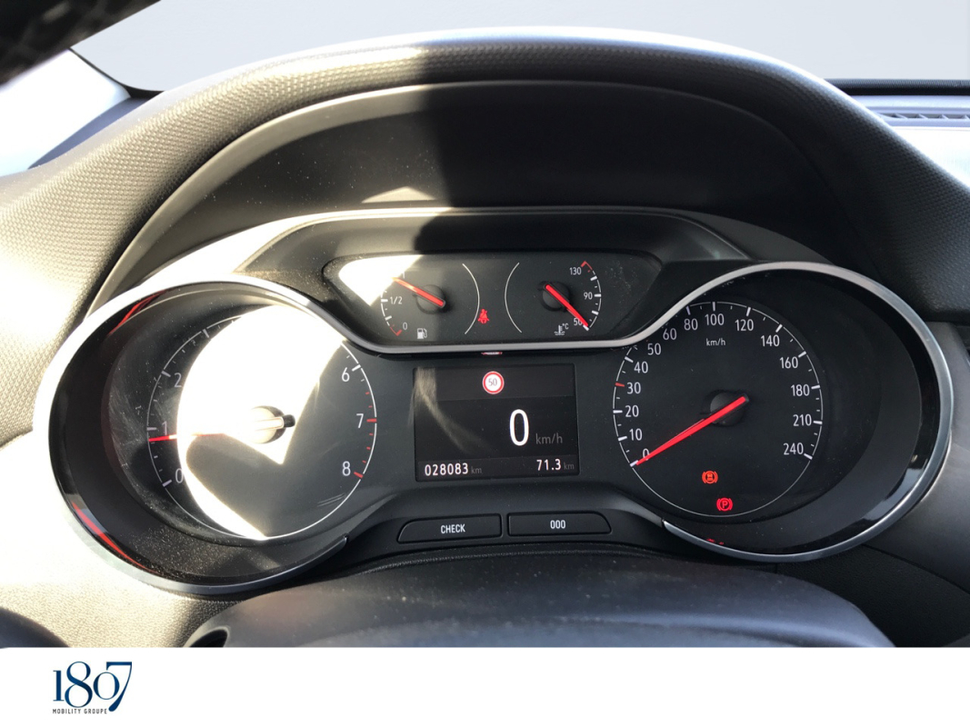 Opel Crossland x — 18