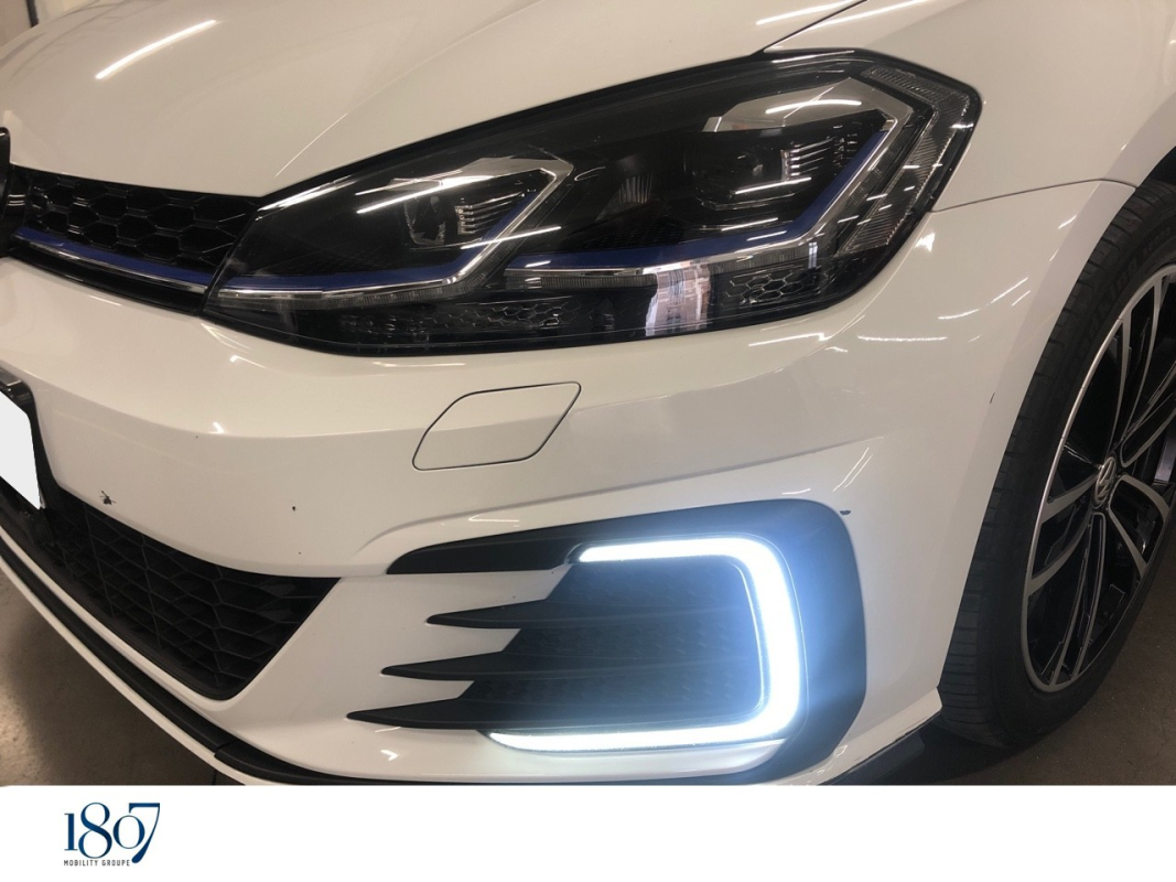 Volkswagen Golf — 12