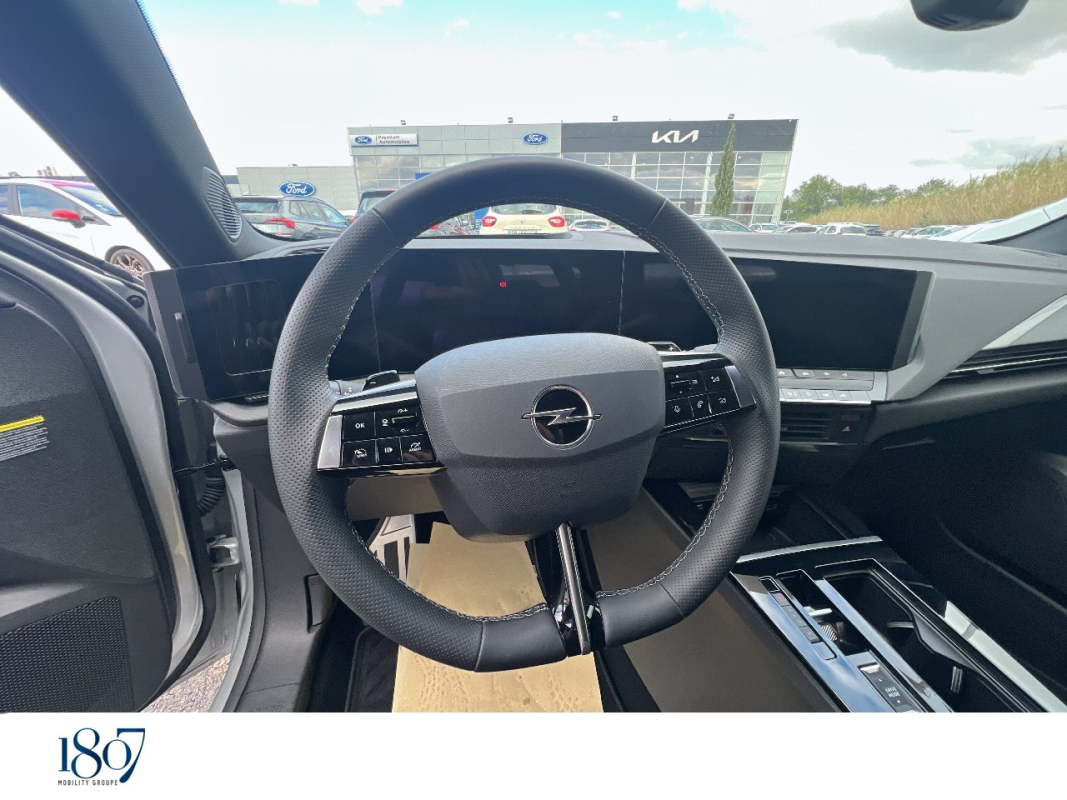 Opel Astra — 11