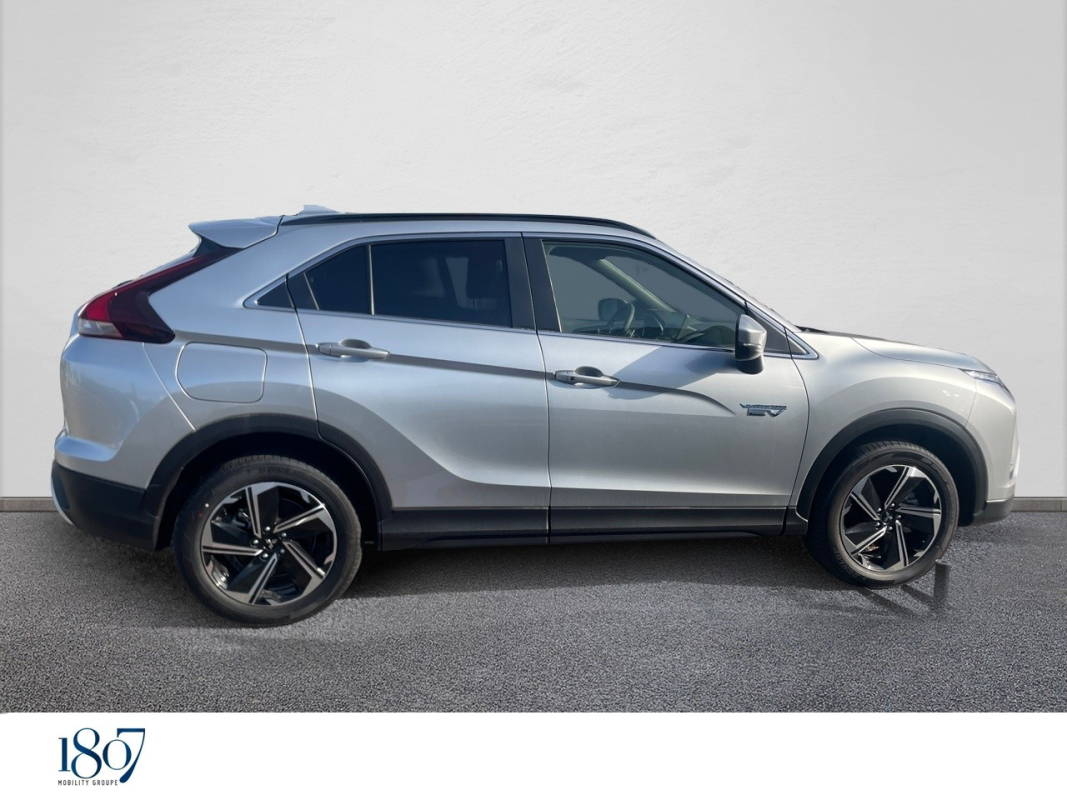 Mitsubishi Eclipse Cross — 2