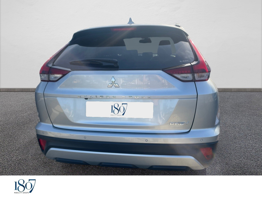 Mitsubishi Eclipse Cross — 5
