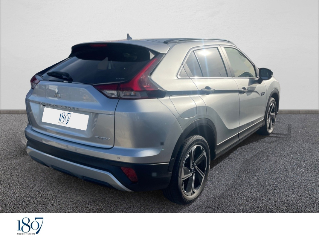 Mitsubishi Eclipse Cross — 4