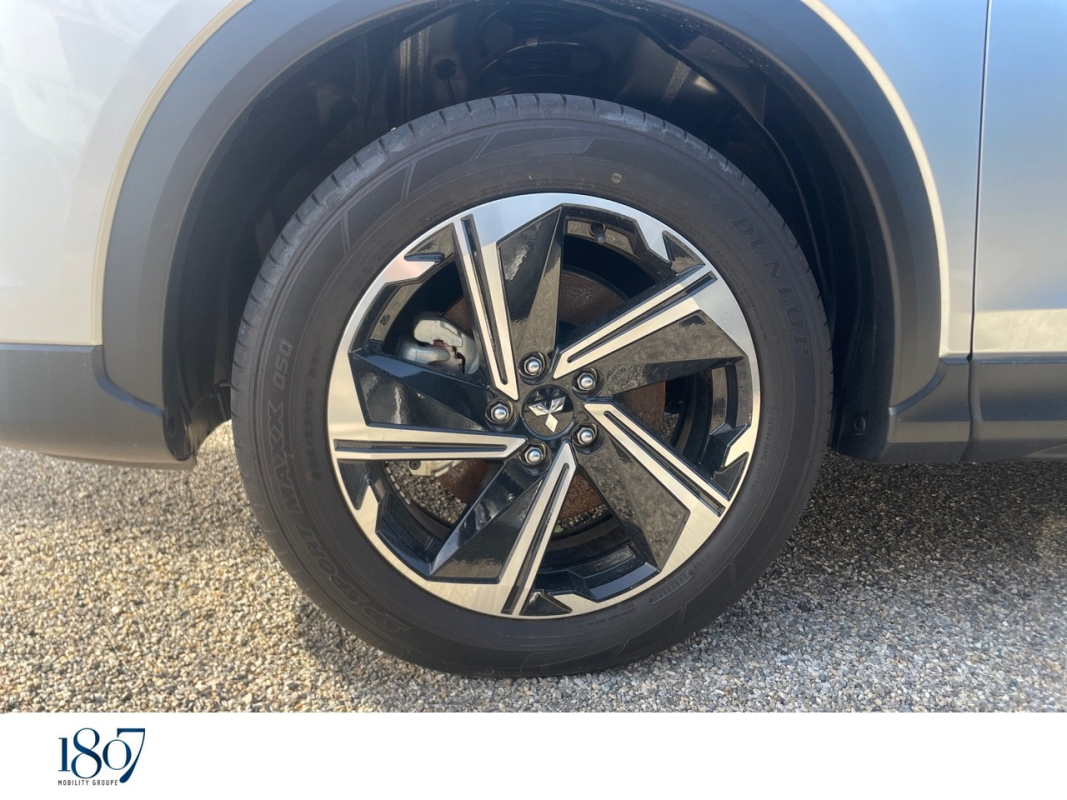 Mitsubishi Eclipse Cross — 8