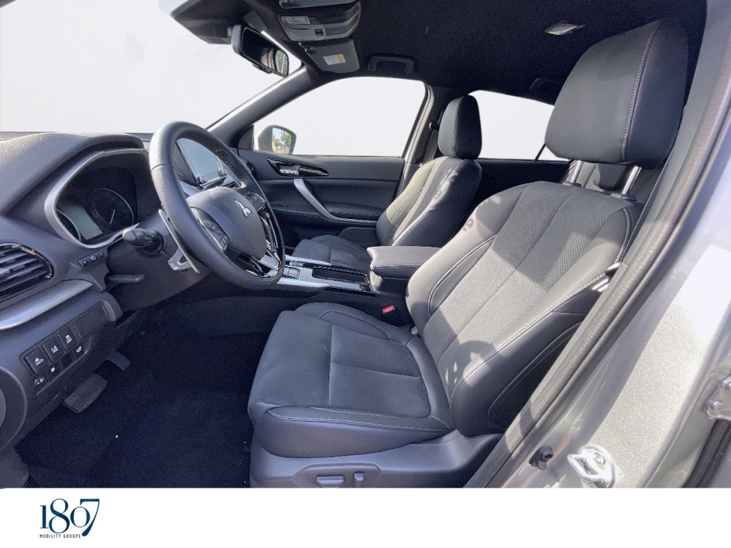Mitsubishi Eclipse Cross — 13