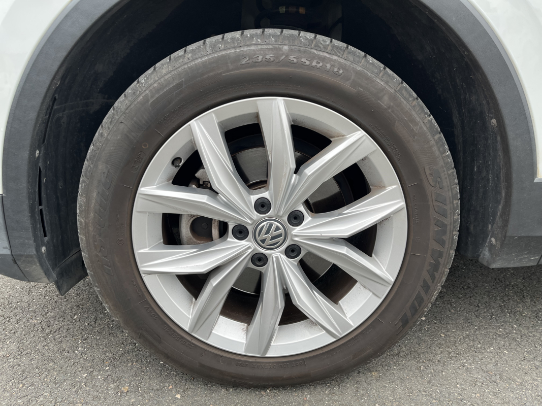 Volkswagen Tiguan Allspace — 19