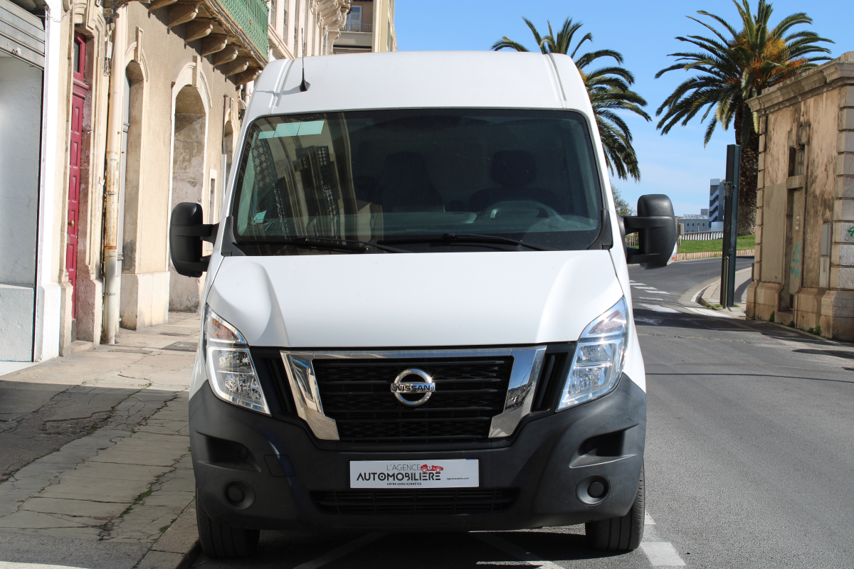 Nissan NV400 — 2