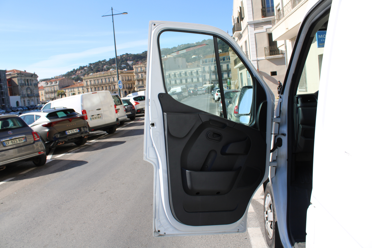 Nissan NV400 — 36