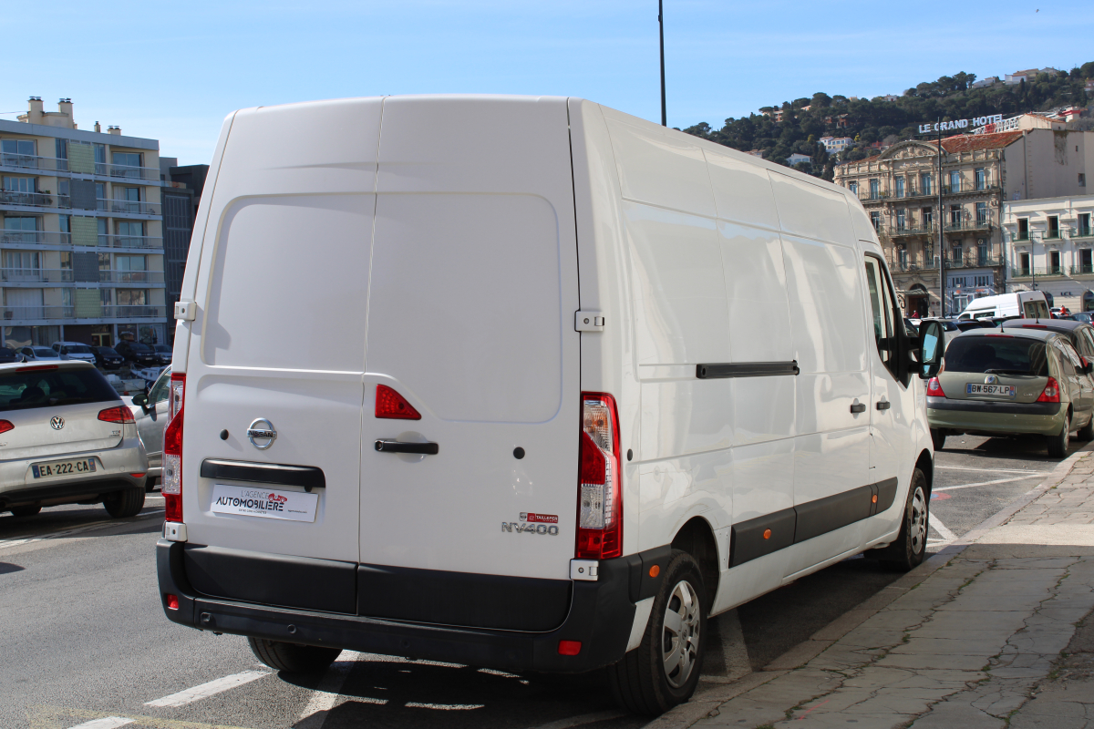 Nissan NV400 — 5