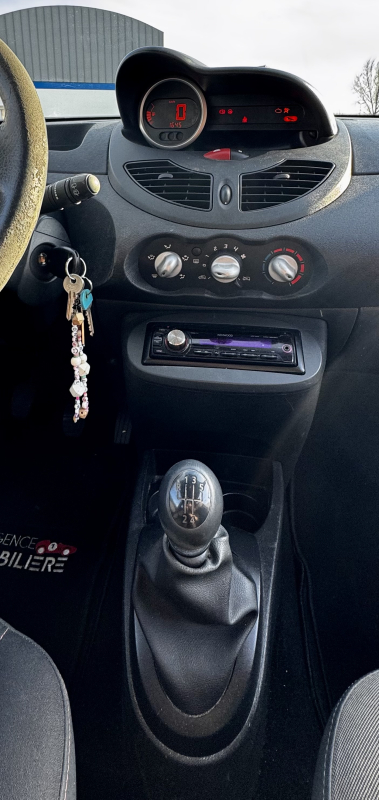 Renault Twingo — 18