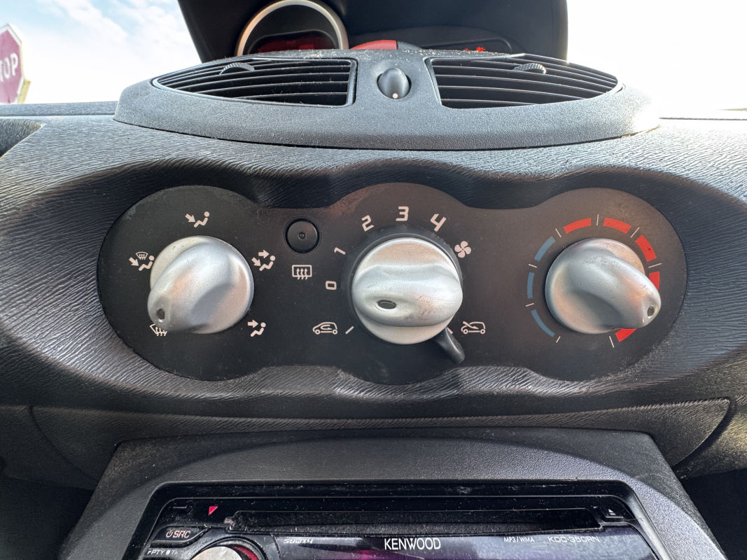 Renault Twingo — 23