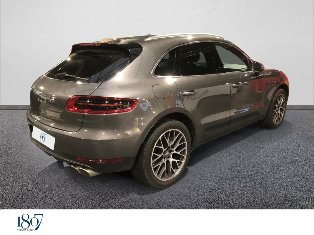 Porsche Macan — 5