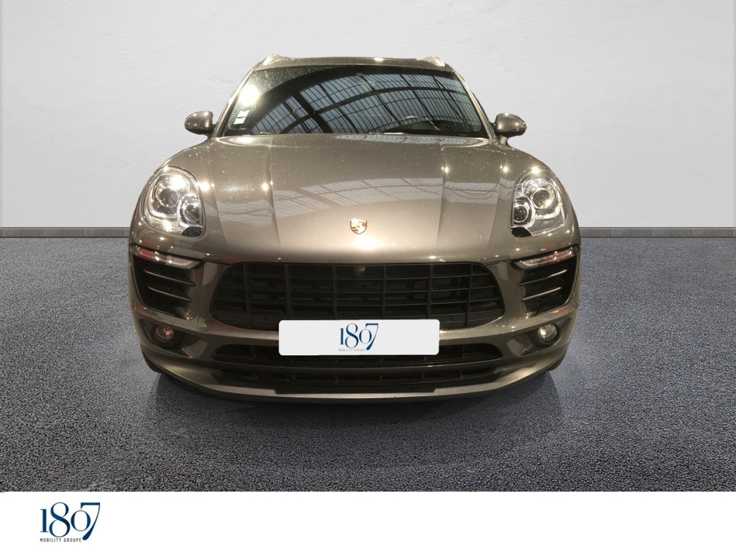 Porsche Macan — 7