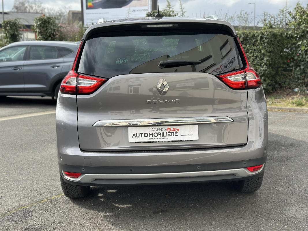 Renault Grand Scenic — 4