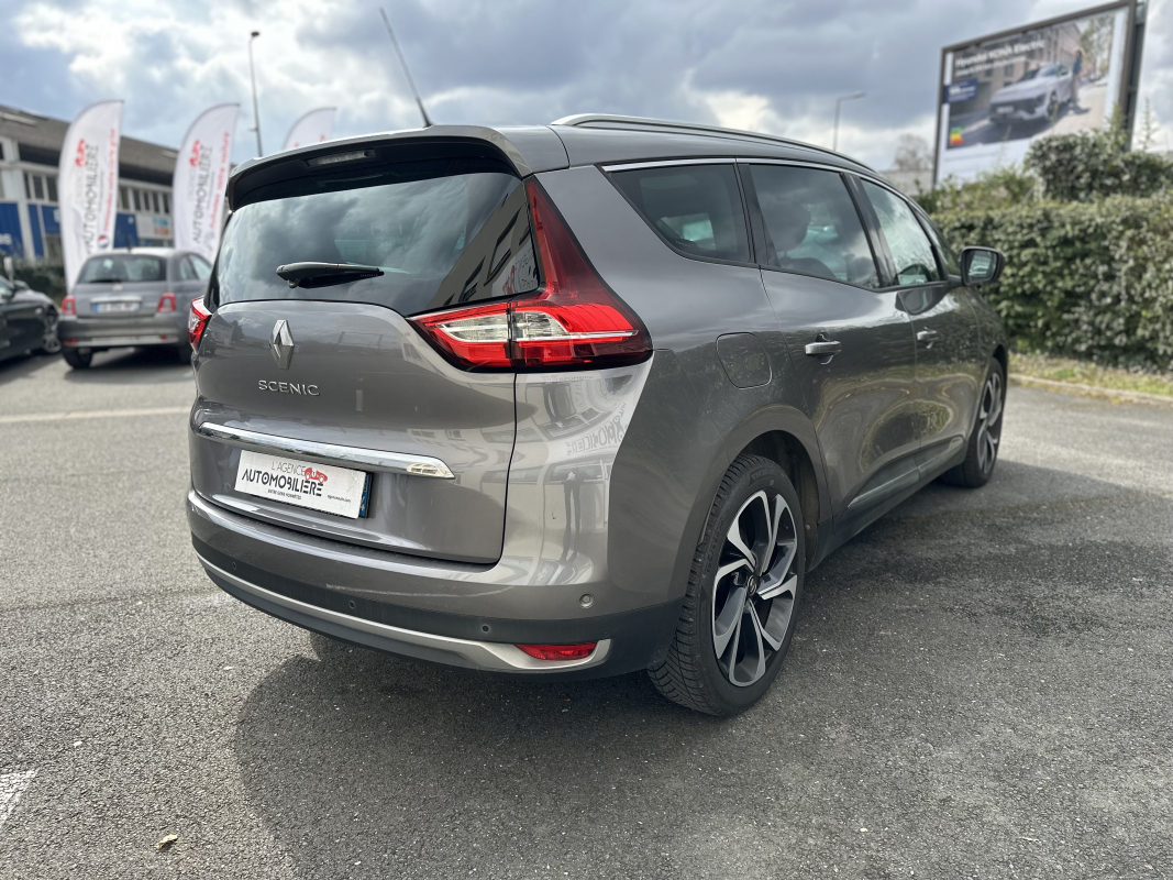 Renault Grand Scenic — 5