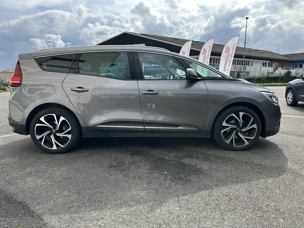 Renault Grand Scenic — 6