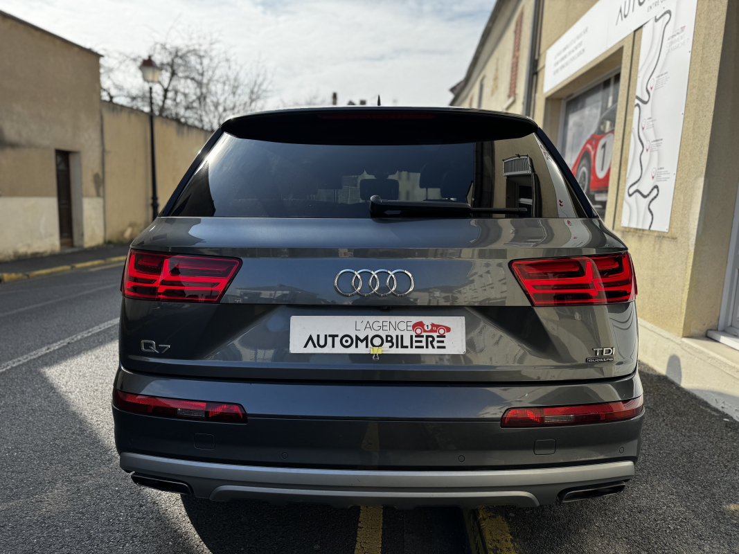 Audi Q7 — 5