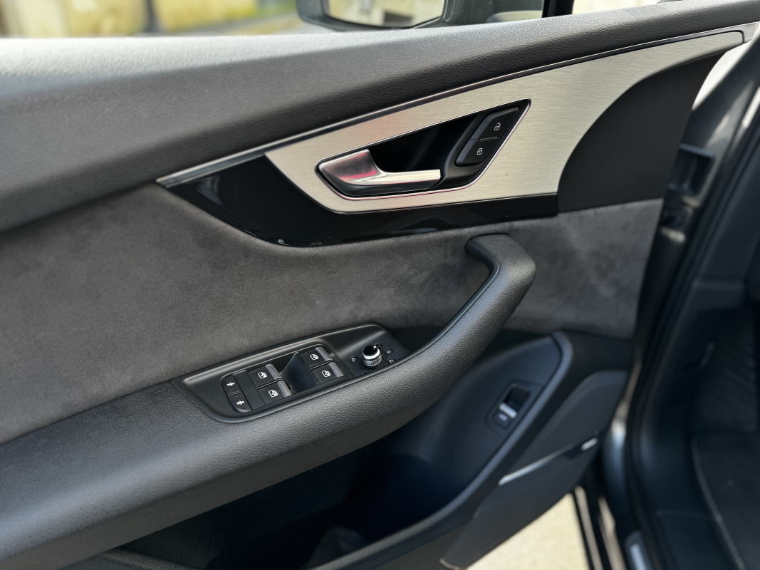 Audi Q7 — 10