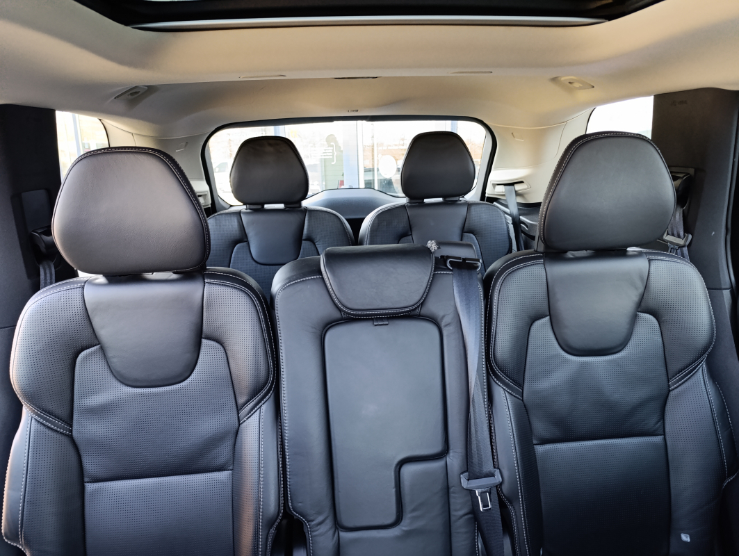 Volvo XC90 — 15