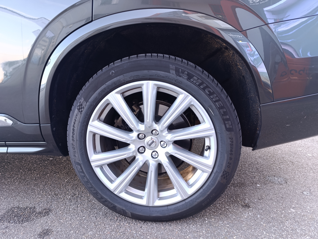 Volvo XC90 — 31