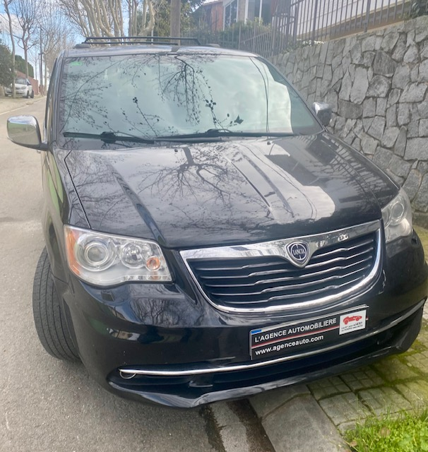 Lancia Voyager — 2