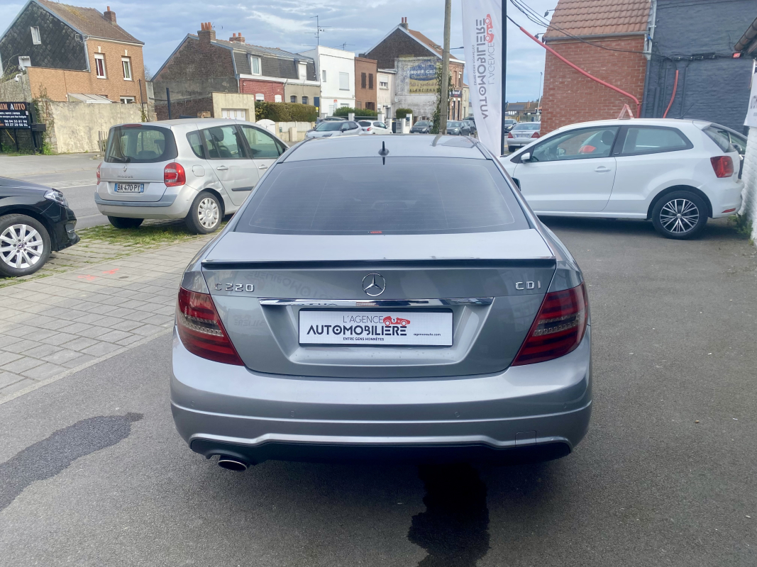 Mercedes Classe C — 7