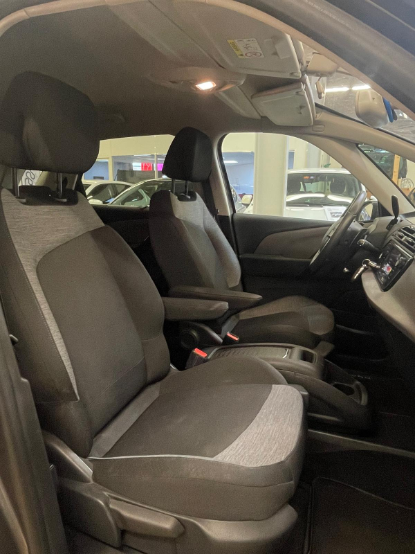 Citroen C4 Picasso — 10