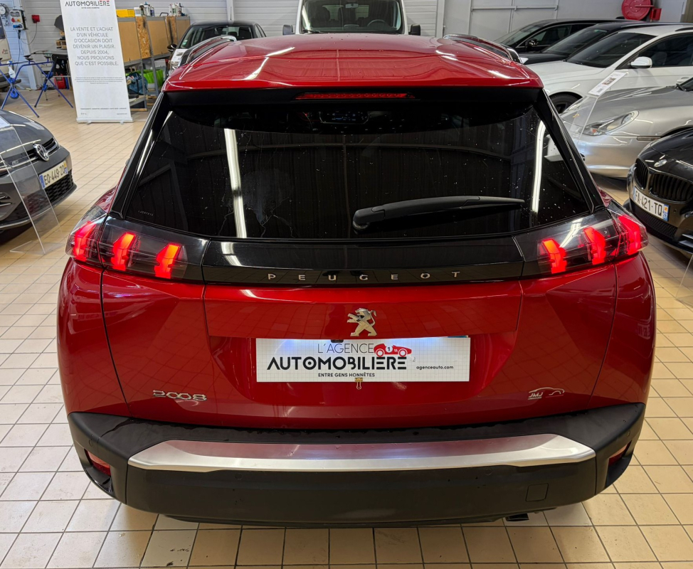 Peugeot 2008 — 6