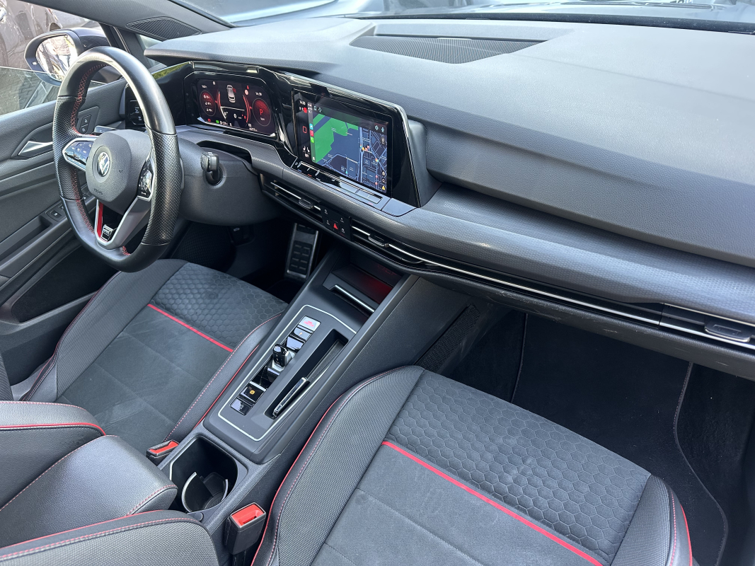 Volkswagen Golf — 10