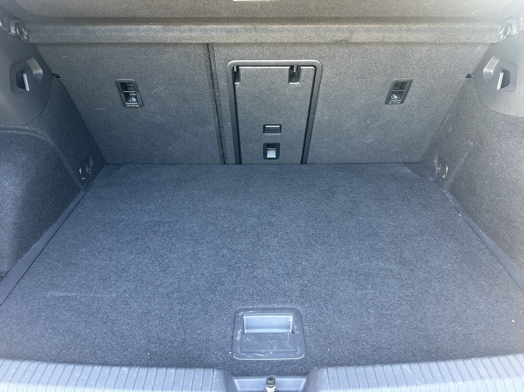 Volkswagen Golf — 15