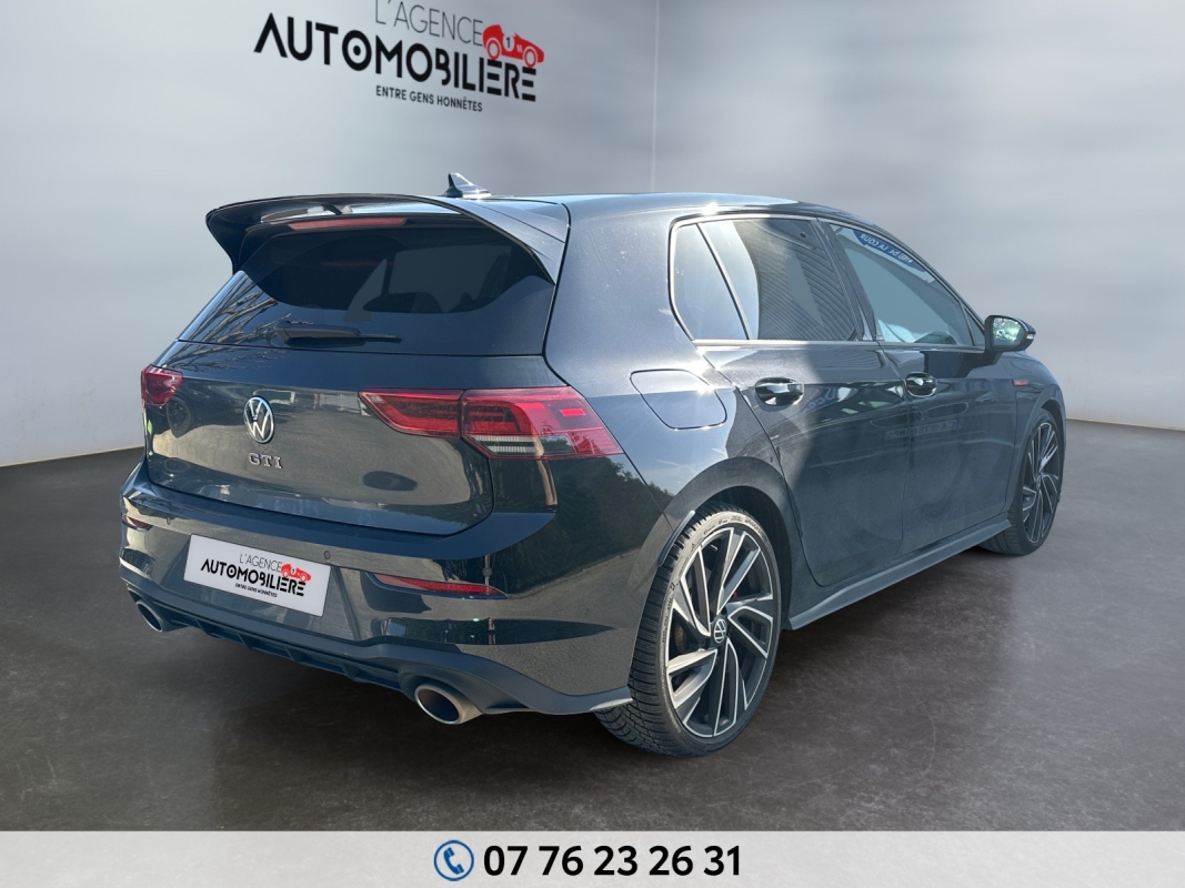 Volkswagen Golf — 4