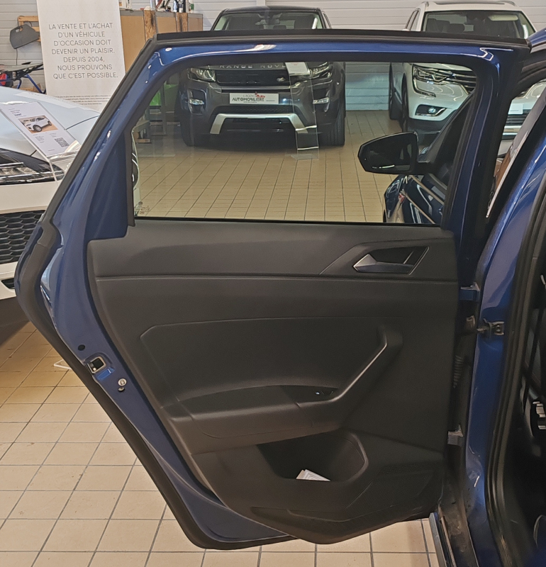 Volkswagen Polo — 25