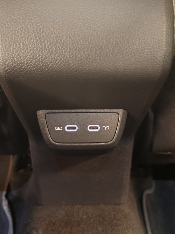 Volkswagen Polo — 28