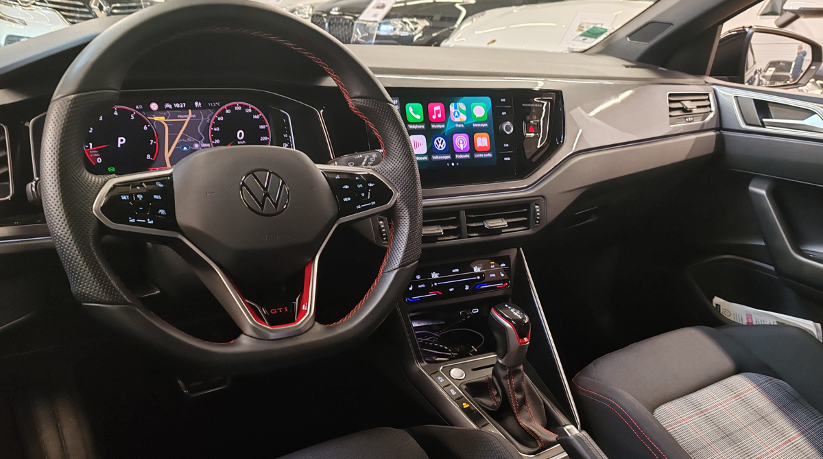 Volkswagen Polo — 7